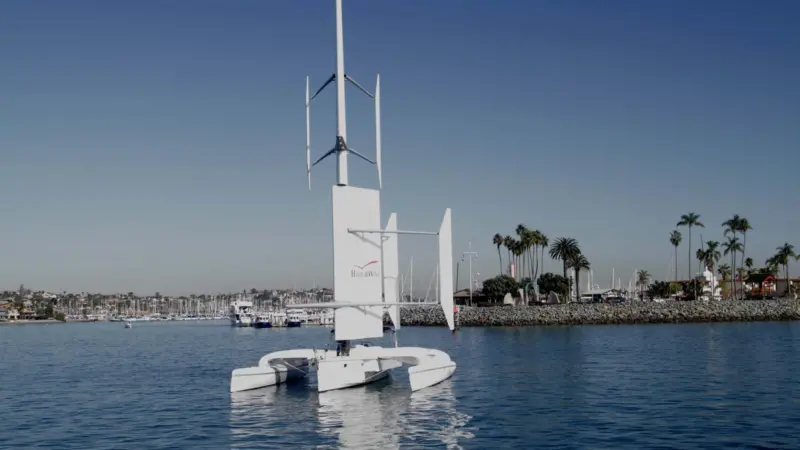 The technology for this sailing USV is based on both trimaran and catamaran vessels.
