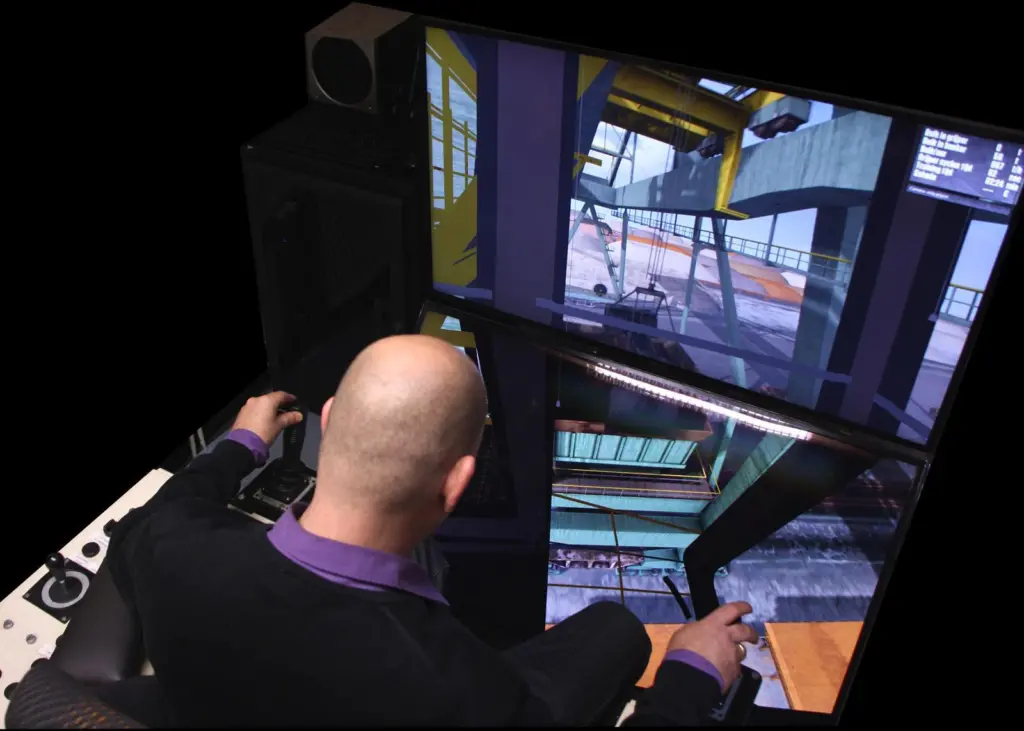 The VSTEP crane simulator incorporates high quality sound effects and visuals with true to life dynamics.