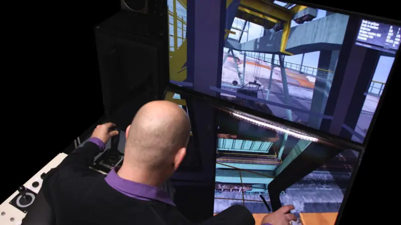 The VSTEP crane simulator incorporates high quality sound effects and visuals with true to life dynamics.