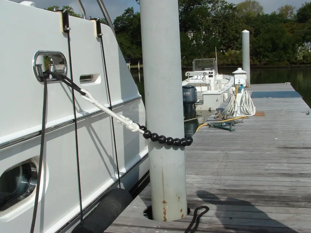 The Tideminders system for controlling dock and mooring lines in tidal or choppy waters is deceptively simple.