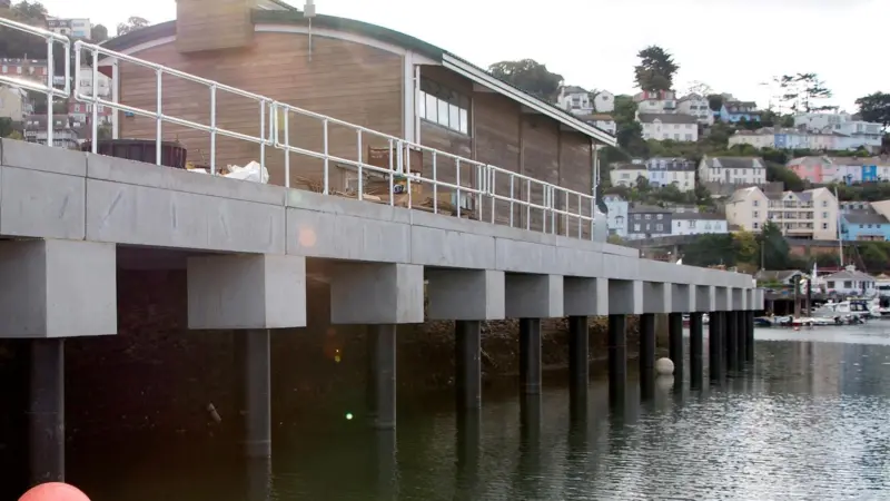The new facility will enable DHNA to service and maintain all of its 270 pontoons and around 1600 buoys in-house.