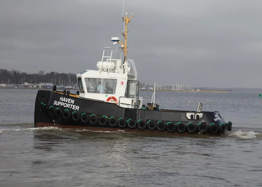 Haven Supporter has been chosen to be the Queen’s escort tug.