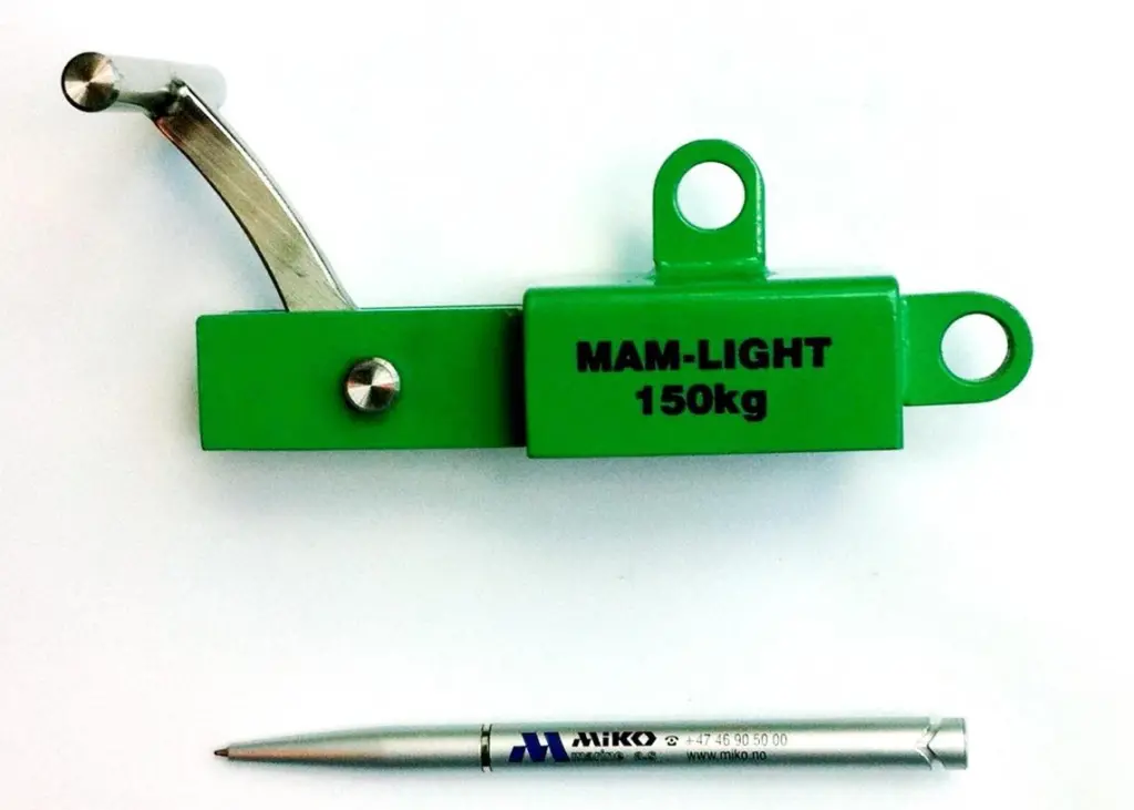 The MAM Light’s magnetic strength and small size makes it useful for divers.
