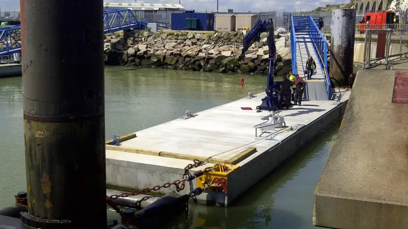 This pontoon made by Marine Designs Ltd has been installed in Ramsgate to transfer crew to Thanet Offshore Wind Farm.