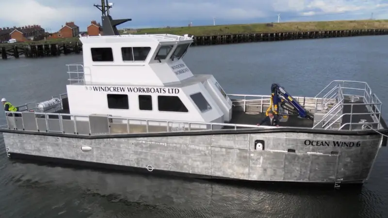 Ocean Wave 6 features a high efficiency hull form developed by Alnmaritec over the last year using extensive CFD modelling and towing tank testing
