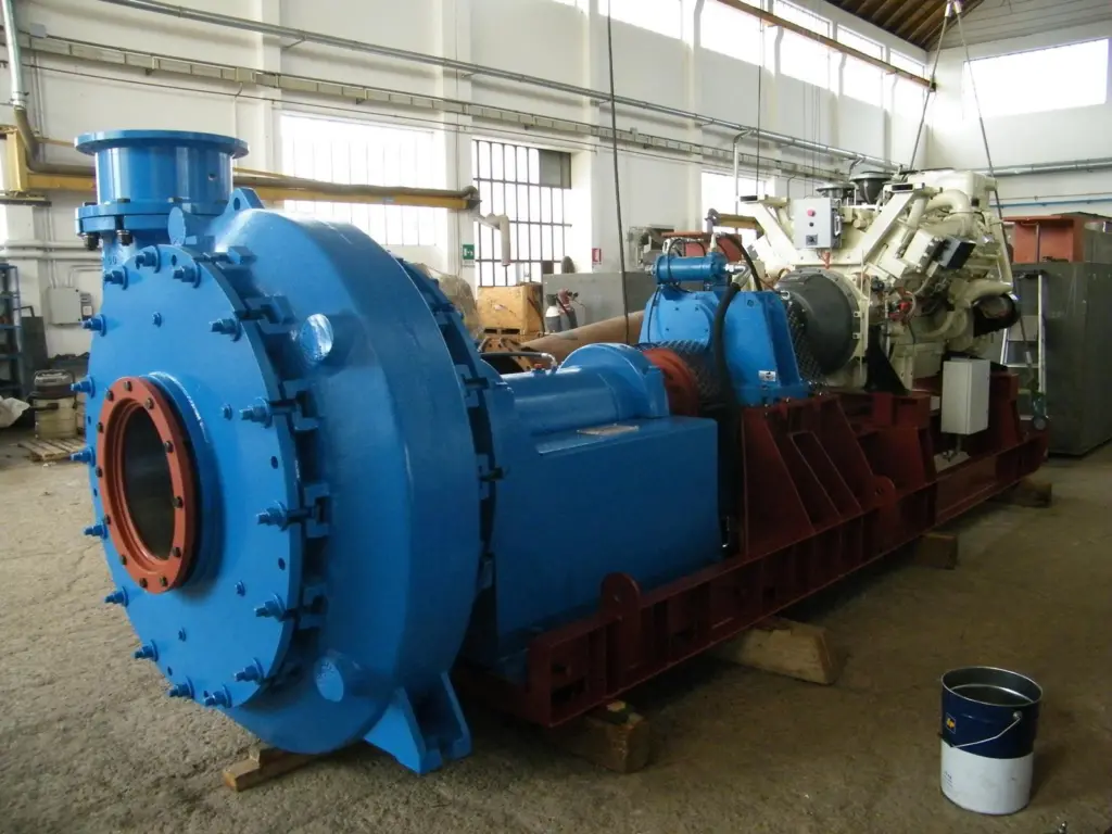 The dredge pump and other equipment has been supplied from Italy by Italdraghe