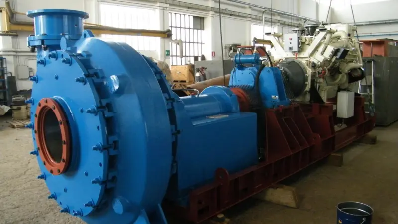 The dredge pump and other equipment has been supplied from Italy by Italdraghe