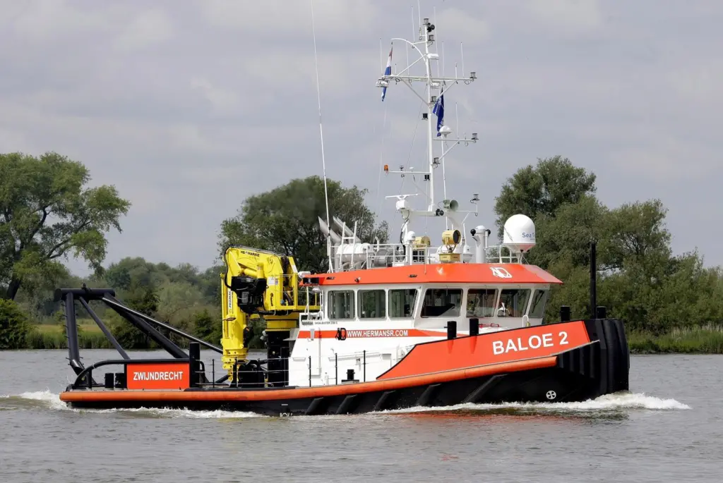 Baloe 2  represents a new generation of Damen Shoalbuster 2308 with its completely redesigned wheelhouse