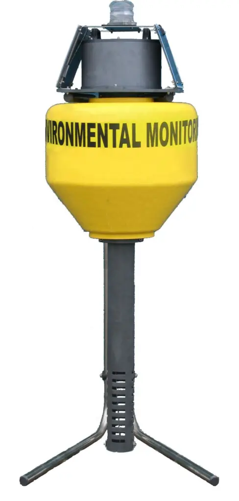 The lightweight and low cost buoy weighs only 25kg and is easily handled by one person in the field
