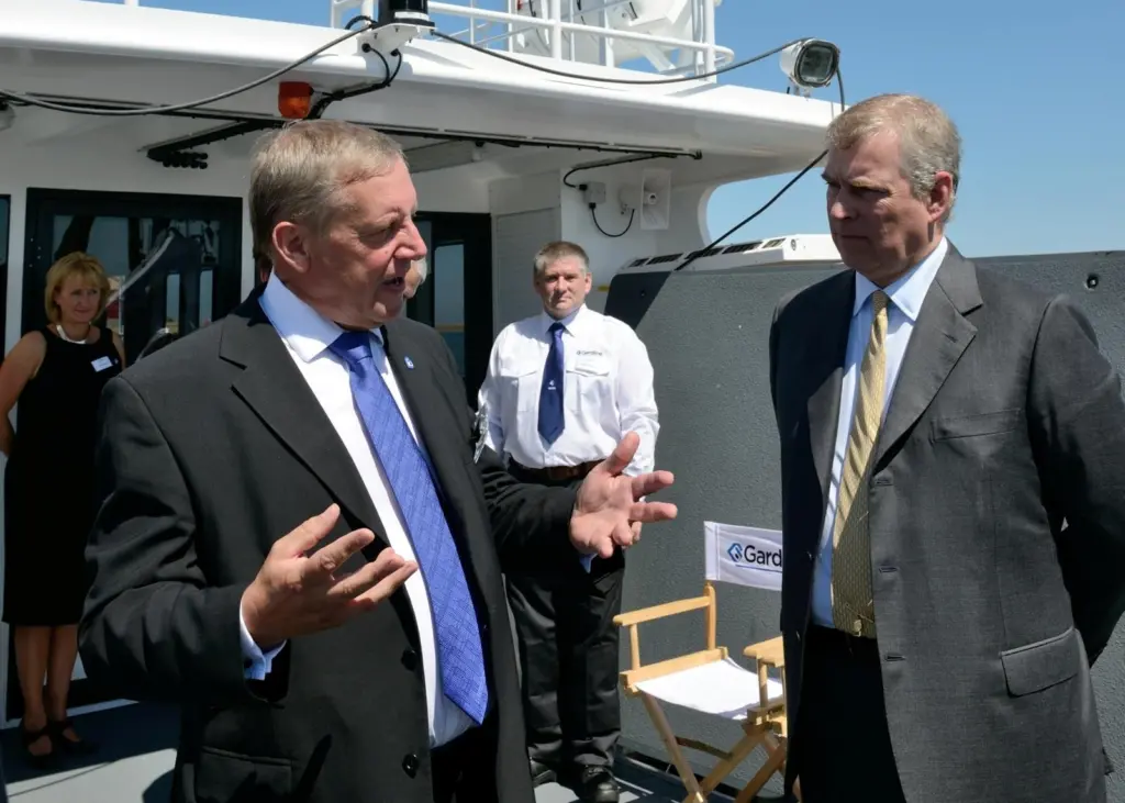 John Morse, Gardline,  with HRH Prince Andrew, onboard Alicat Catamaran 'Gardian 10'