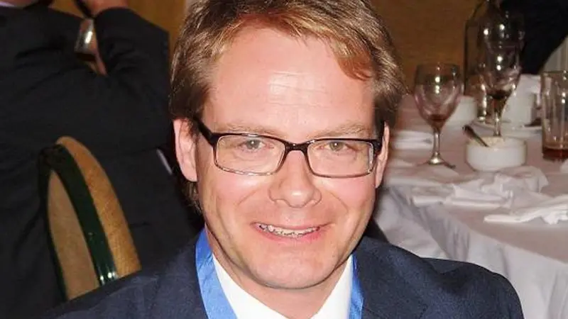 Richard Knight will remain Chairman of the ETA for a further term