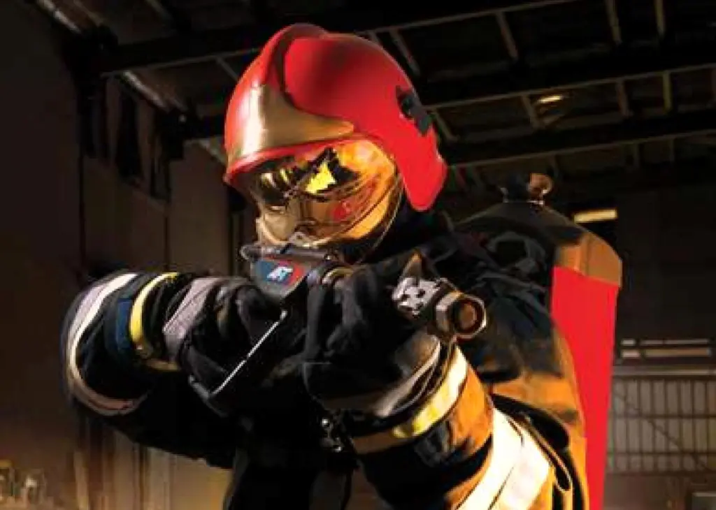 The units’ ergonomically designed backpacks are ideal for moving through gangways and restricted doorways