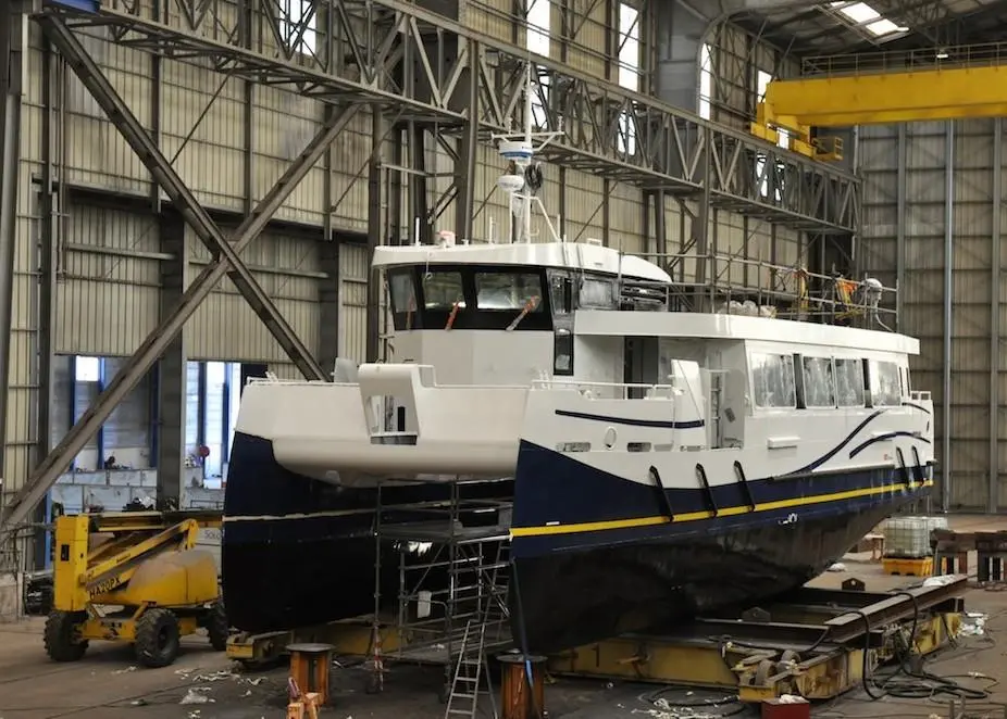 The design of this ferry and its innovative electrical propulsion system has been carried out under a research programme initiated by the STX France parent company