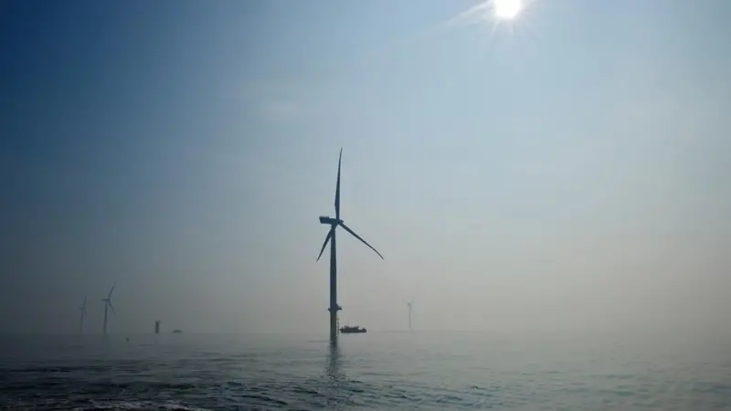 Phase 1 of the London Array project is due to be completed at the end of 2012. Photo: London Array Ltd