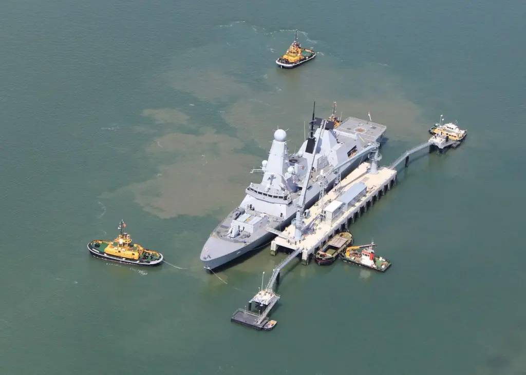 The 34m boom of the crane can serve the new T45 destroyer
