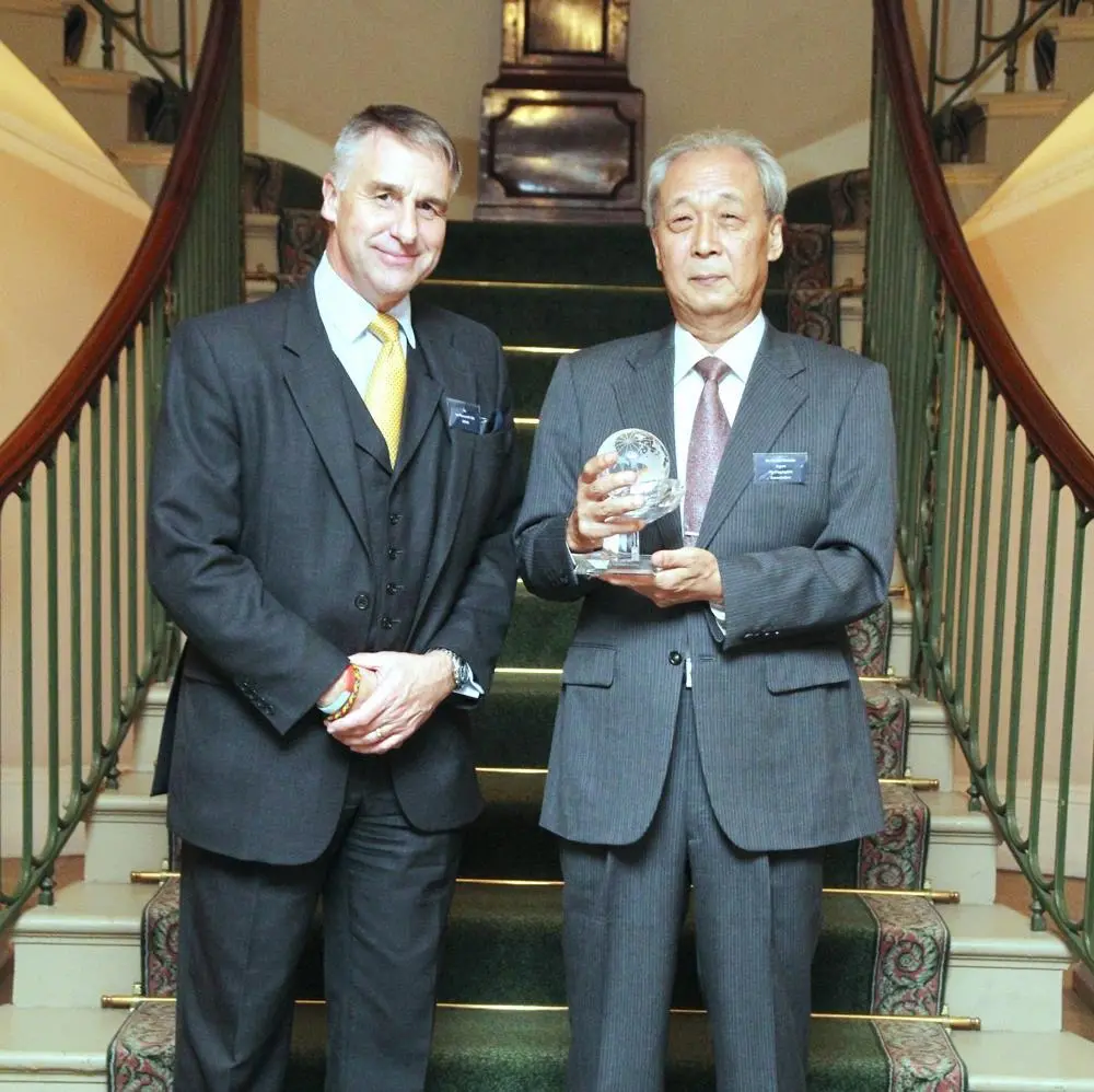 UKHO chief executive Ian Moncrieff with Dr Hideo Nishida