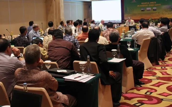 The forum focussed on current and emerging domestic ferry safety issues. Photo: IMO