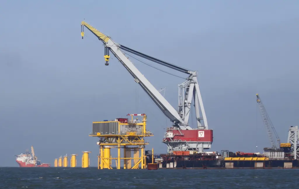 Current offshore vessels from different backgrounds will gradually make way for more dedicated vessels in the future (Peter Barker)
