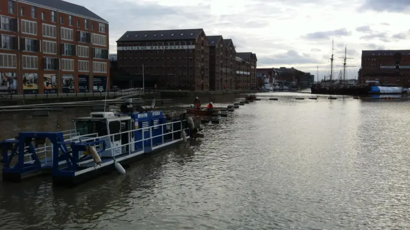 Suction dredging will be used at Gloucester Docks rather than water injection dredging