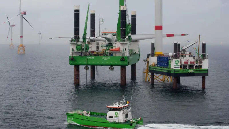 O&WA's new damen crew supplier and jack-ups operating at Thornton Bank windfarm. Photo: DEME