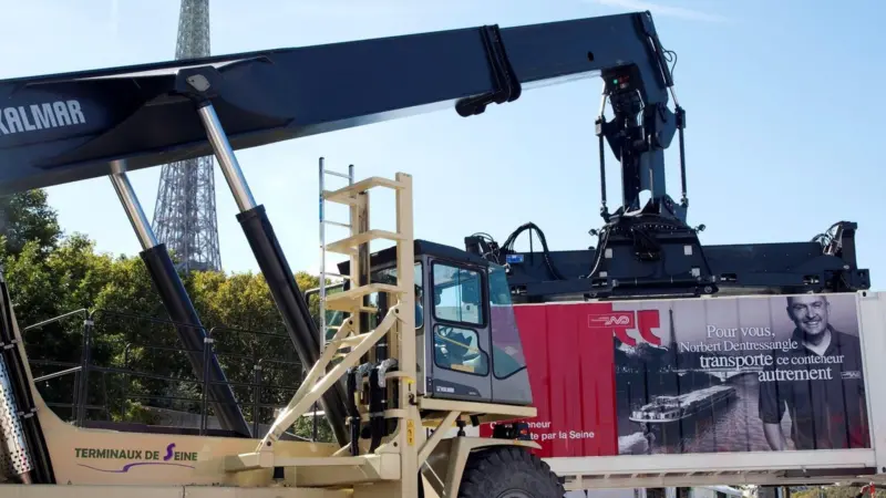 The Parisian Kalmar reachstacker has been bought with city operations in mind