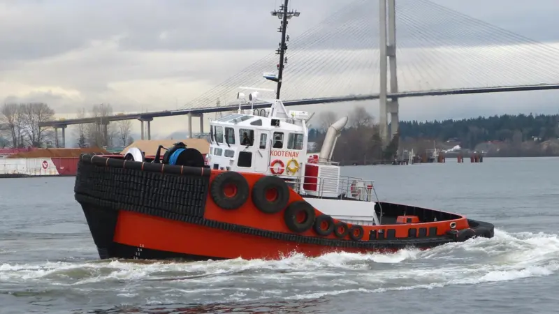 Kootenay is an exceptionally agile tug with a 60 tonne bollard pull