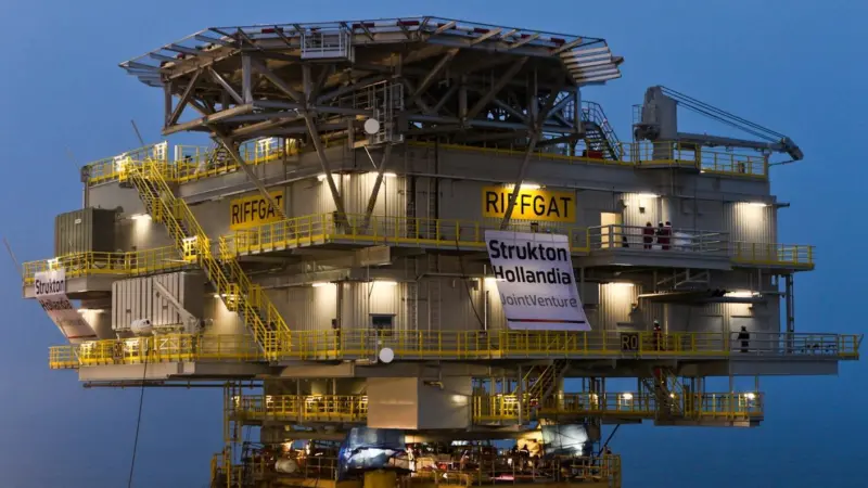 It is expected that the windfarm will be completed by summer 2013
