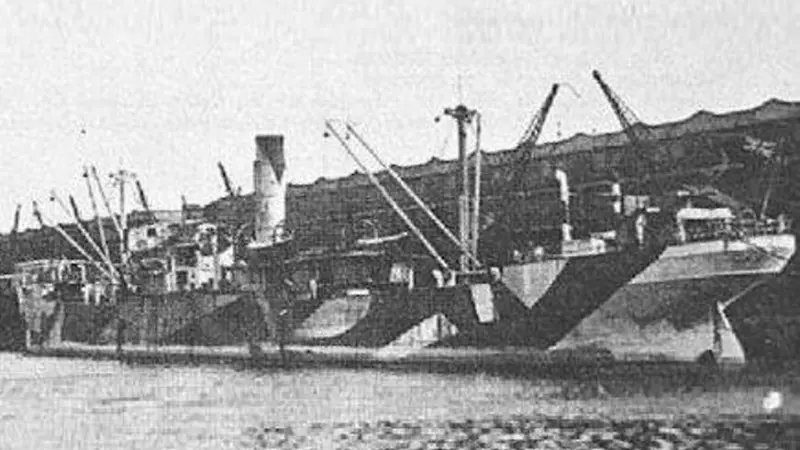 The sister ship to the Alum Chine, the ‘Baron Ardrossan’ was also built in yard 384 at Port of Glasgow
