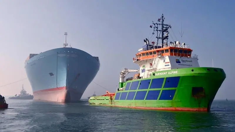 The giant container ship Emma Maerske was towed to Palermo by the Fairmount Alpine