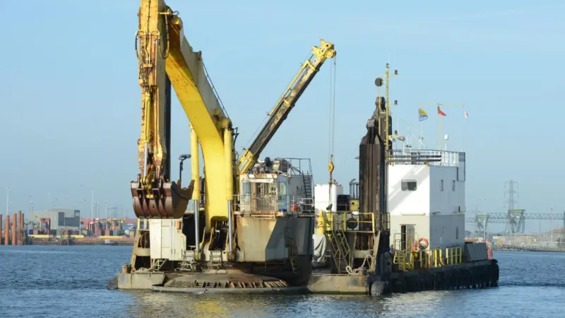 Boskalis Westminster has deployed the dredger Manu Pekka to deepen part of the access channel to the container terminal