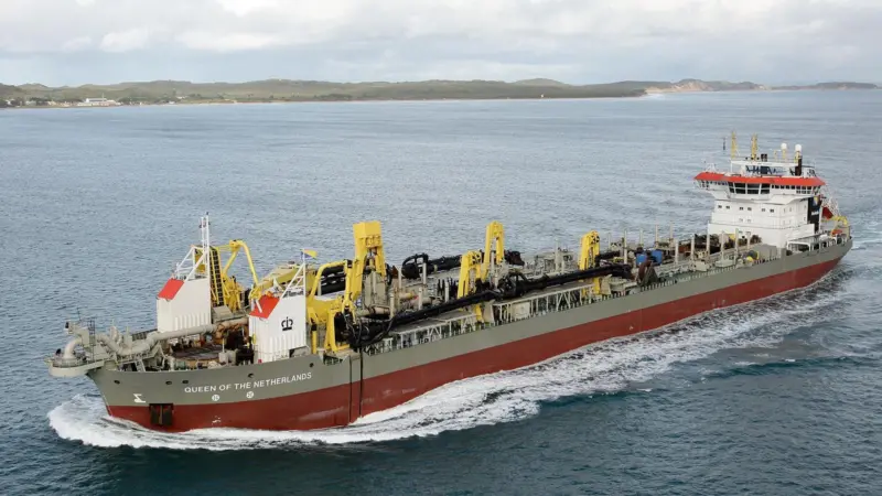 Boskalis will deploy one of its jumbo trailing suction hopper dredgers for the Vietnamese project