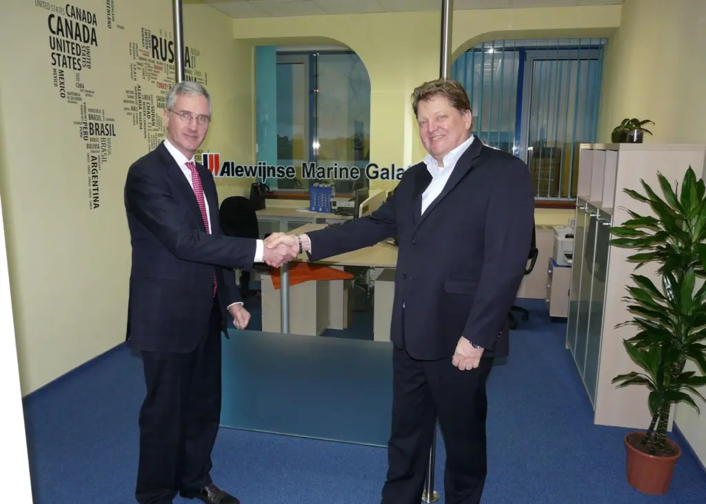 Alewijnse CEO Dick Alewijnse (left) and Pieter Smit, General Manager of AMG
