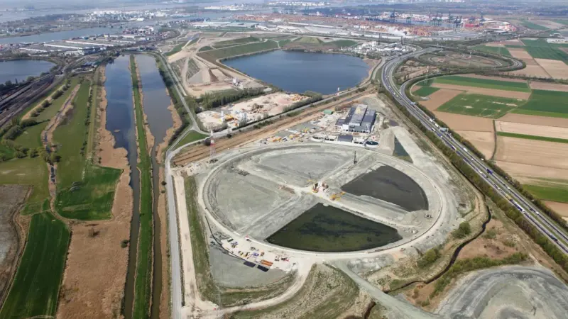 One of the technical visits will be to the AMORAS silt dewatering and storage plant in Antwerp