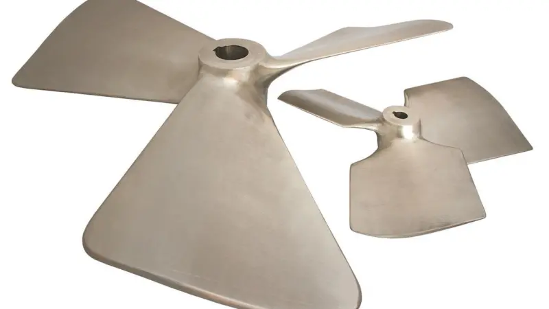 The symmetry of the Axiom blades results in equal, smooth thrust ahead and astern, reduces slip and gives vessels the ability to maintain a faster average speed