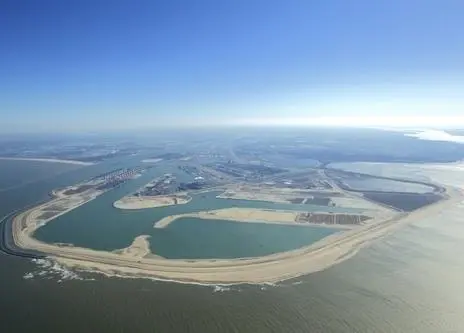 Maasvlakte 2 in April 2013 Photo: Boskalis