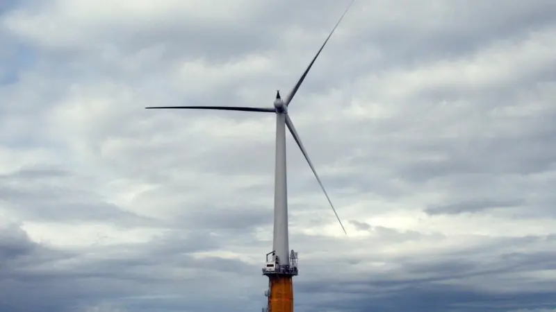 The windfarm will be located 8km off the East Yorkshire coast