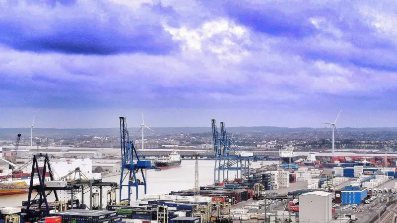 SSE Renewables, in partnership with the UK Port of Tilbury, has developed a four turbine windfarm in that port