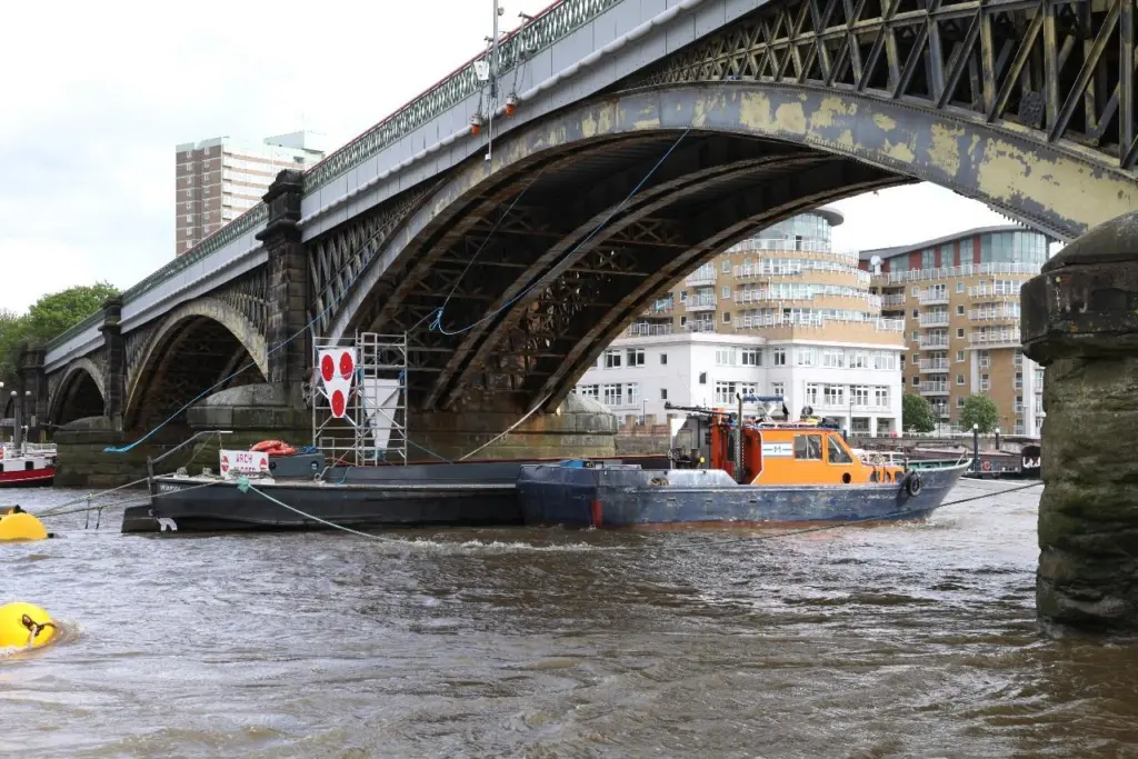 No Entry signs are set up in the central arch in blustery conditions. Photos by Graeme Ewens