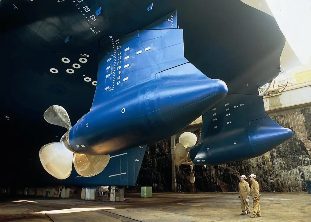 Azipods are big, reaching up to 9m high and weighing 200 tonnes each