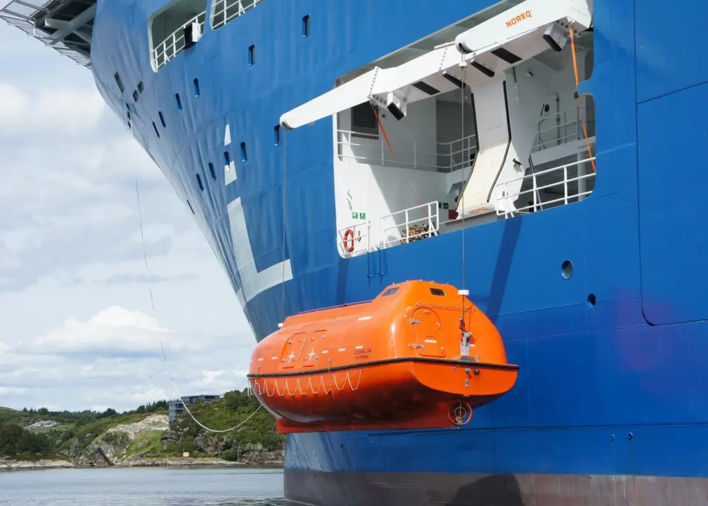 Schat-Harding claims the world's biggest service network for life-saving equipment