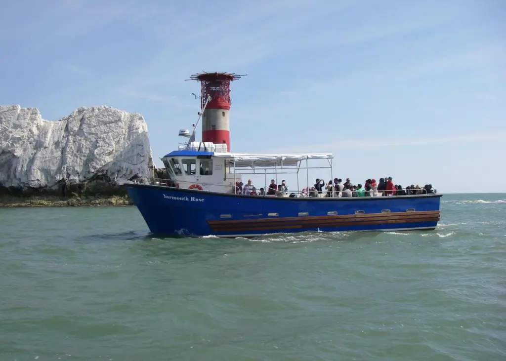 The vessel carries a Category 2 Code of Practice Licence, enabling it to be used as a workboat out of season