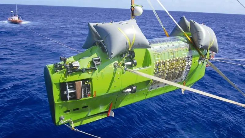 The Deepsea Challenger is launched. SubConn connectors can be seen interfacing the transparent oil filled battery array. Image courtesy of James Cameron