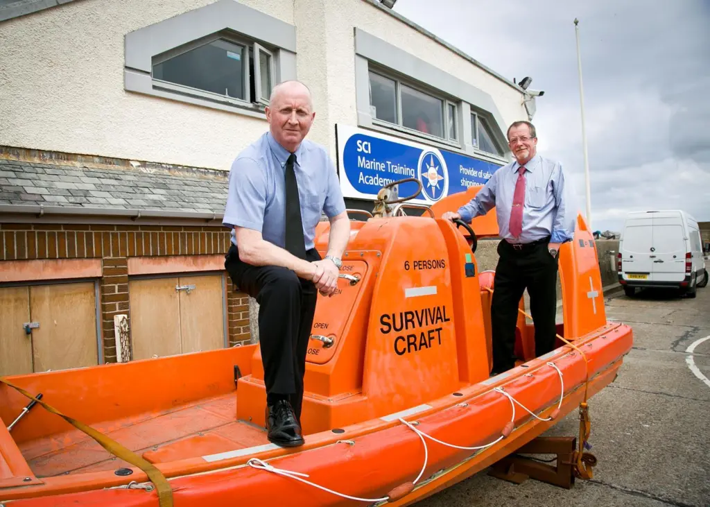 SCI has more than 22 years’ experience in the manufacture, supply and maintenance of lifeboats, davits, liferafts and fast rescue craft