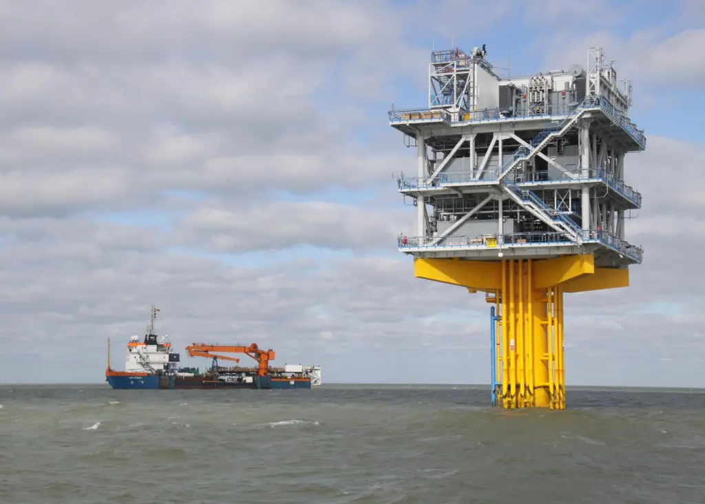 London Array's transmission assets are valued at £459m (Peter Barker)