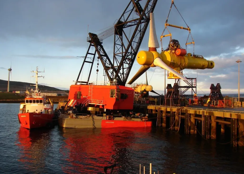 Alstom is currently testing its 1MW tidal turbine under EMEC waters in the Orkney Islands