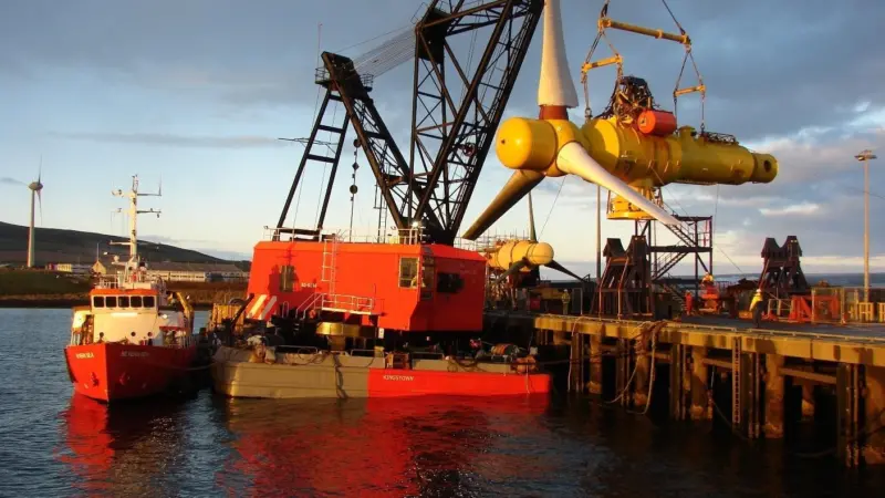 Alstom is currently testing its 1MW tidal turbine under EMEC waters in the Orkney Islands