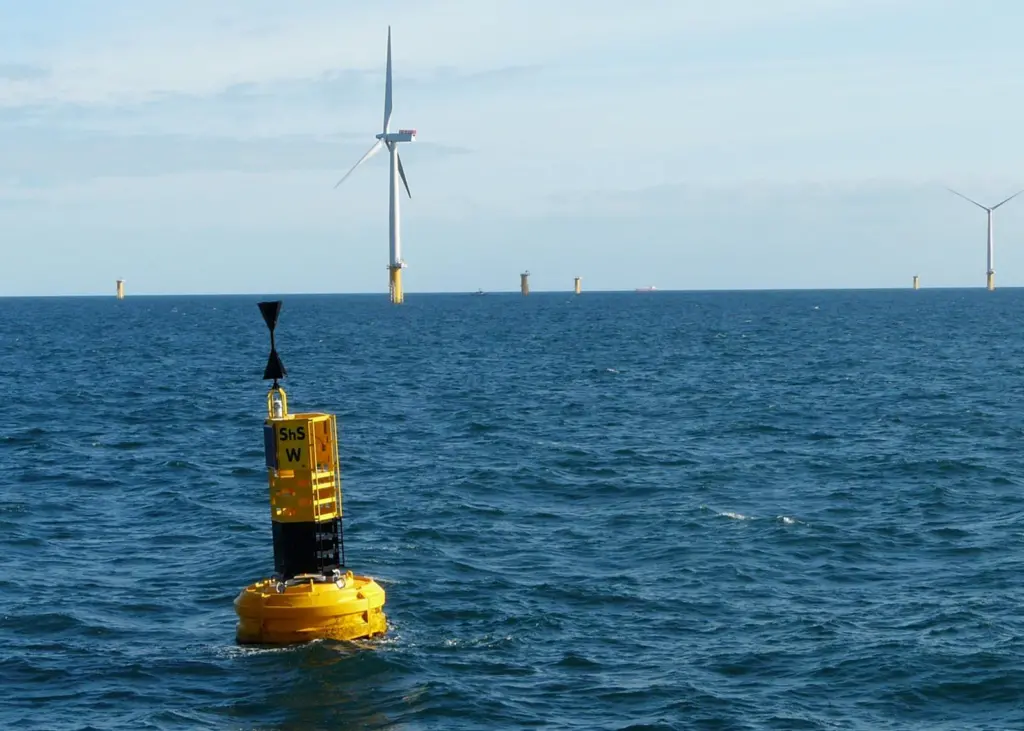 The JET 9000 buoys provide a robust and cost effective solution for applications where high visibility is a must