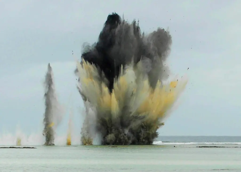 There is currently no guidance for the nearshore community when dealing with explosive remnants of war