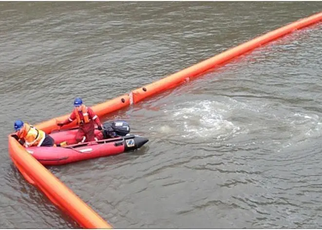 Briggs provided technical expertise in marine and shoreline response