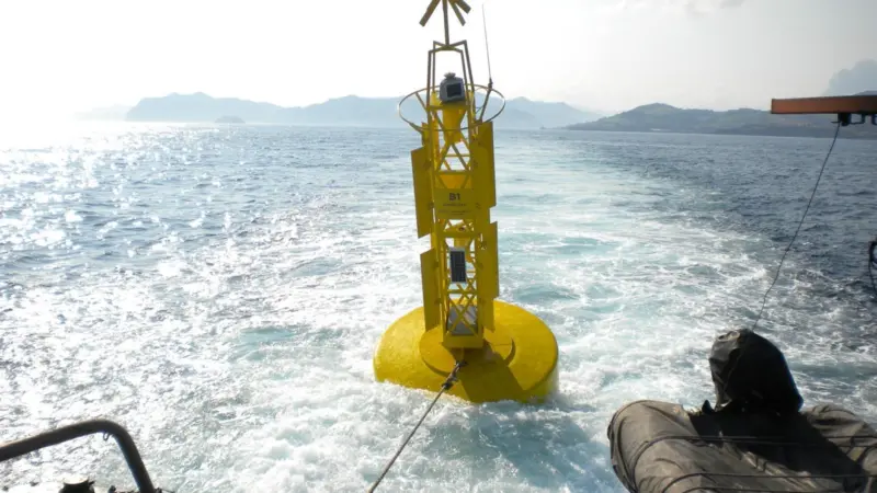 Almarin supplied seven G3000TL buoys with 11m3 hull volume